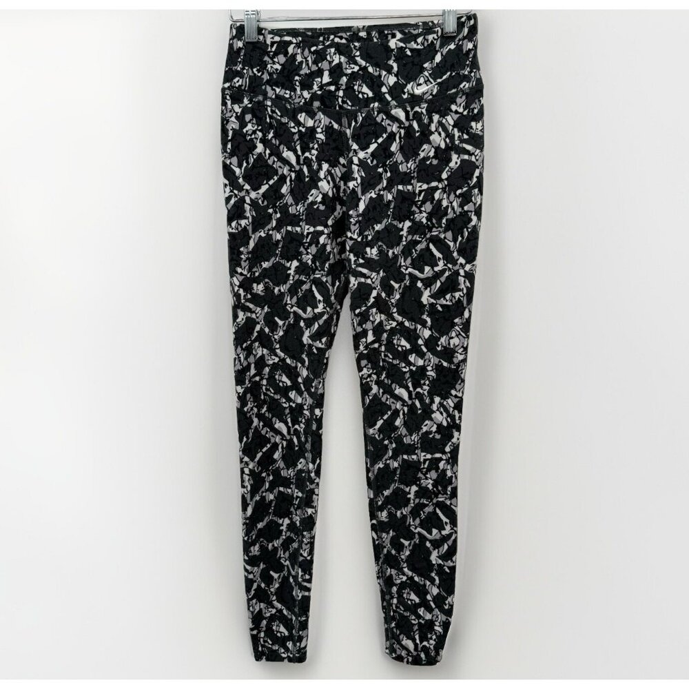 Nike Legend II‎ Quake Women’s Leggings Dri-Fit 684643-060 Small Black Inseam 28”